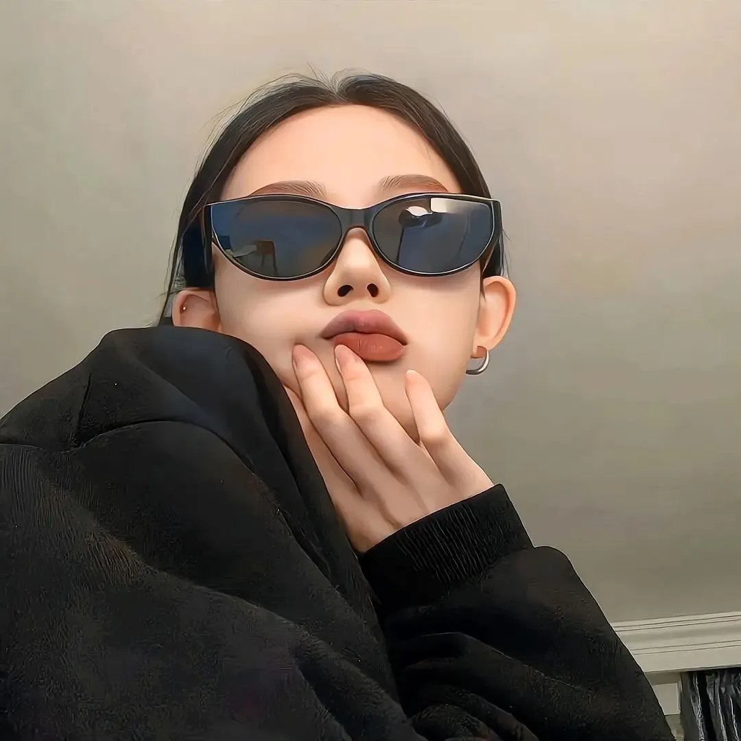 钱信伊:地下酒吧